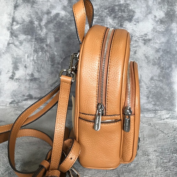 Michael Kors abbey studded backpack - Picture 3 of 7